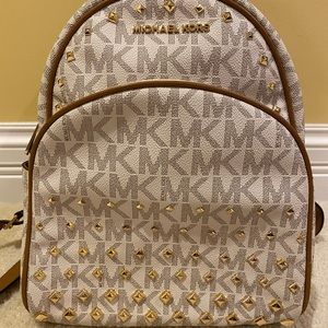 Used Authentic MK medium size backpack
